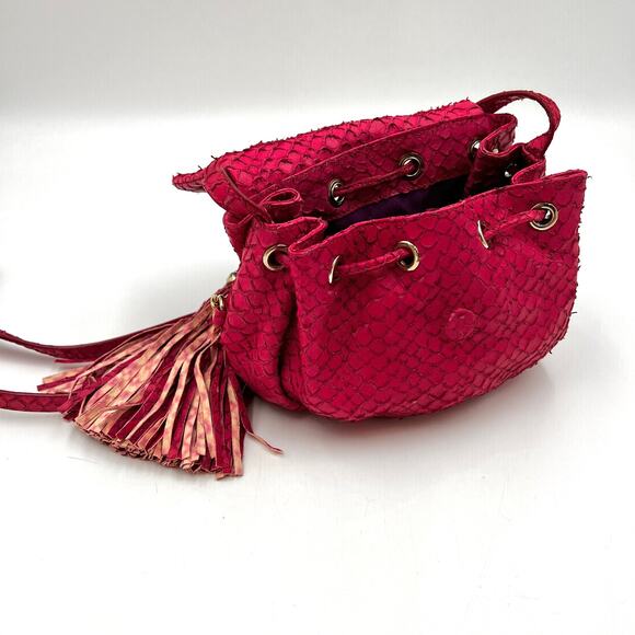 Henri Bendel Small Drawstring Bucket Crossbody Tassel Fish Leather Emboss Pink - Picture 9 of 13